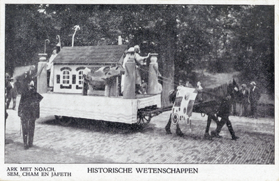 99840 Afbeelding van een wagen van de Faculteit der Letteren en Wijsbegeerte in de gekostumeerde optocht de Wijsheid en ...